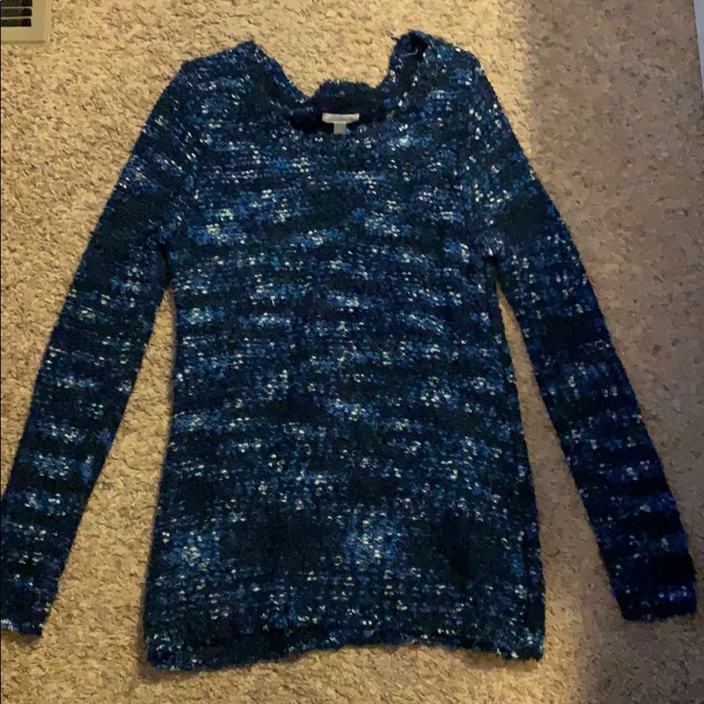 Soft sweater!!
